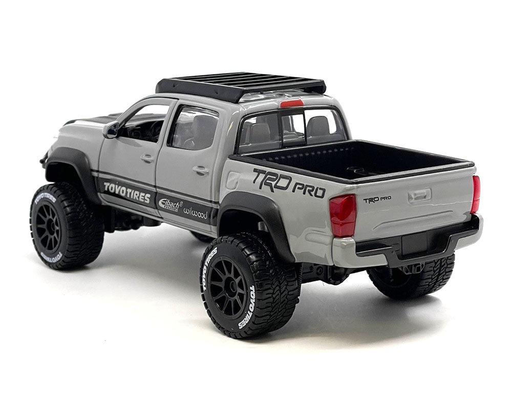 Maisto 1:24 Toyota Tacoma TRD Off Road Toyo Tires – Cement Grey – Maisto Design – Mijo Exclusives