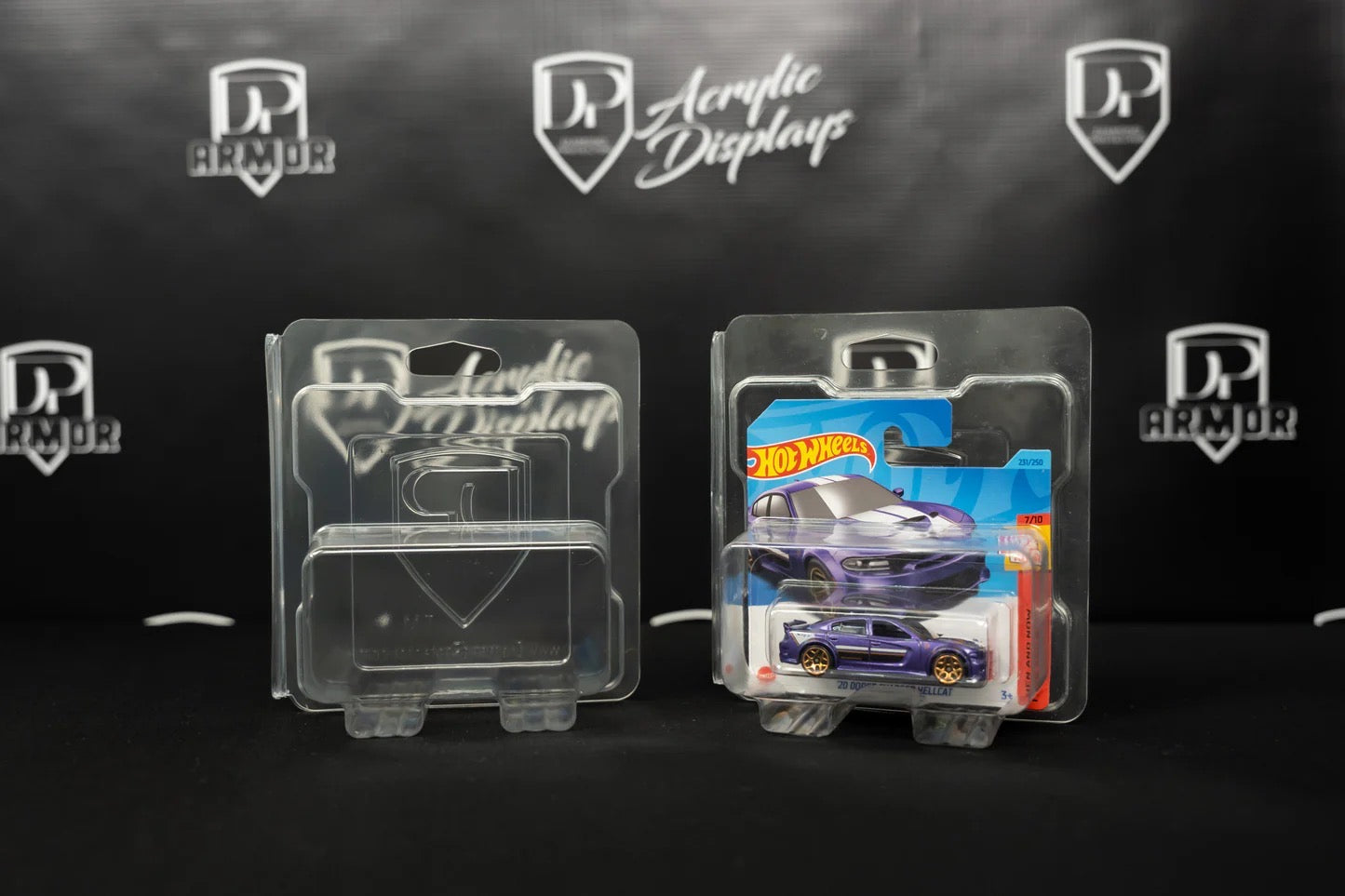 Diamond Protector:  Hot Wheels Short Card Protector